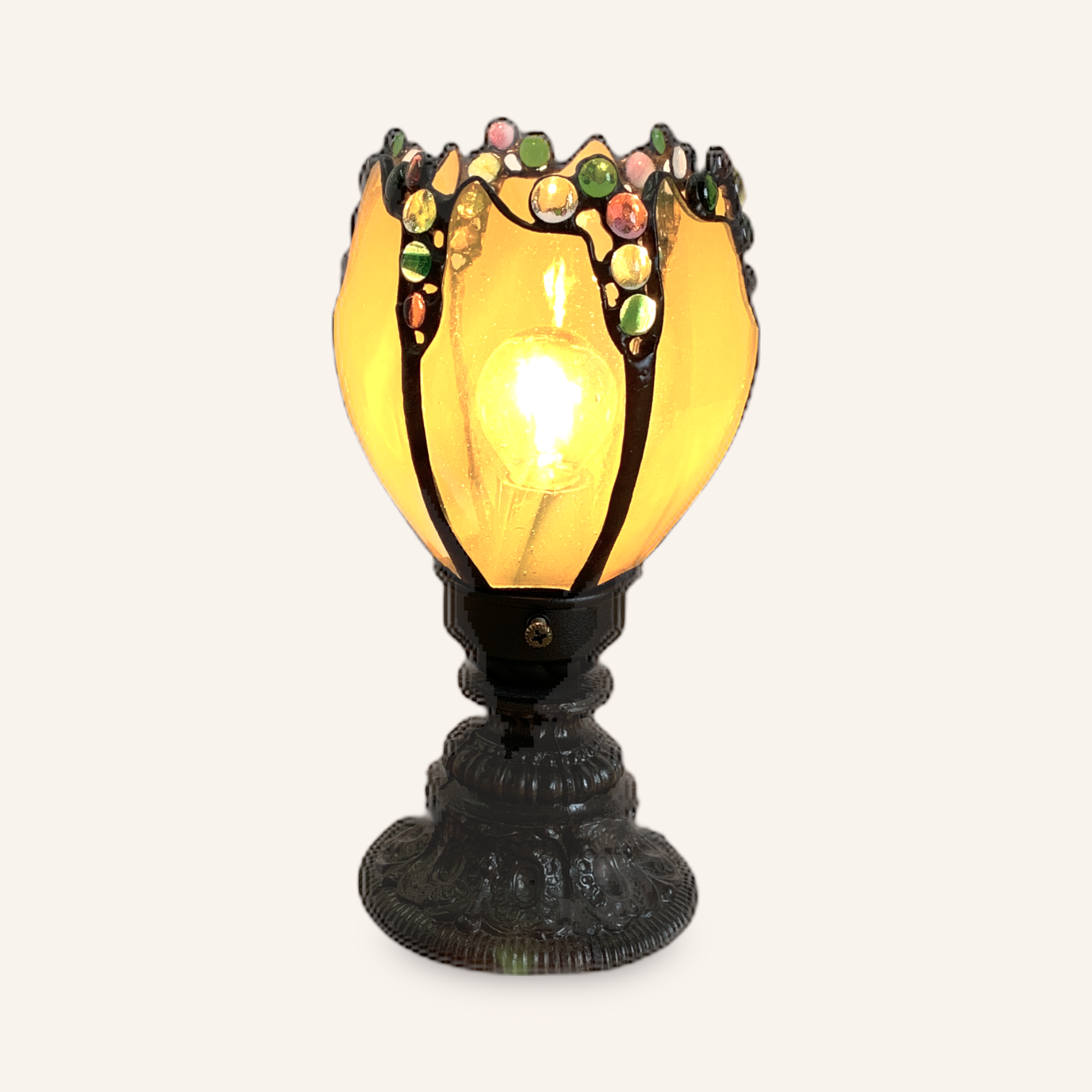 Home | ステンドグラススタジオ Y's COMET